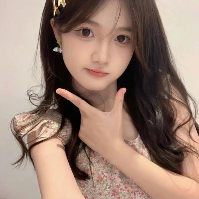 八岁萝莉喊爸爸，喜提校花当老婆